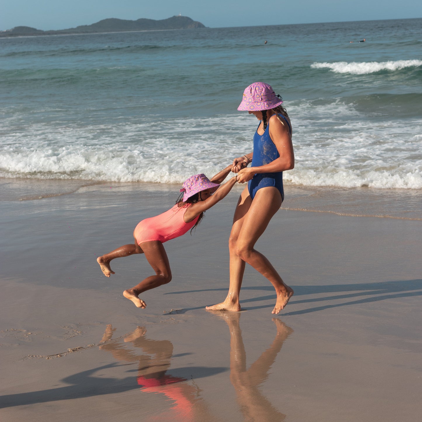 Minishakas Fundraiser Surf Hat